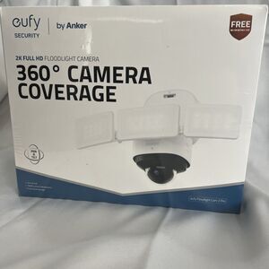 eufy Floodlight Cam 2 Pro Outdoor Smart Security Camera 2K FHD 360° Pan and Tilt